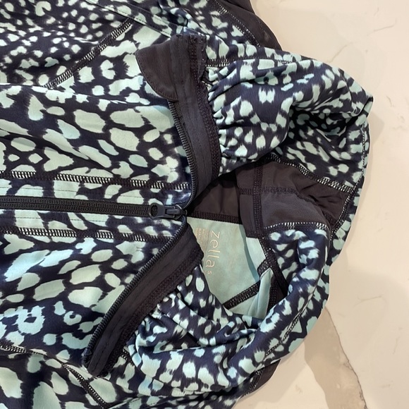 Zella zip up jacket - Picture 3 of 7